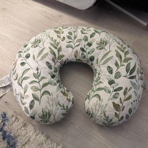 Boppy pillow